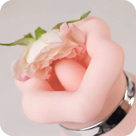 Мягкие губки и язычок Seductive Blossom
